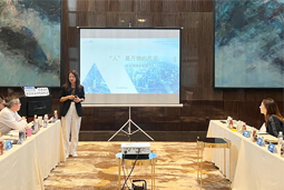 90hy豪运国际国际郑洁：“人”是万物的尺度——降本增效的关键是“人”